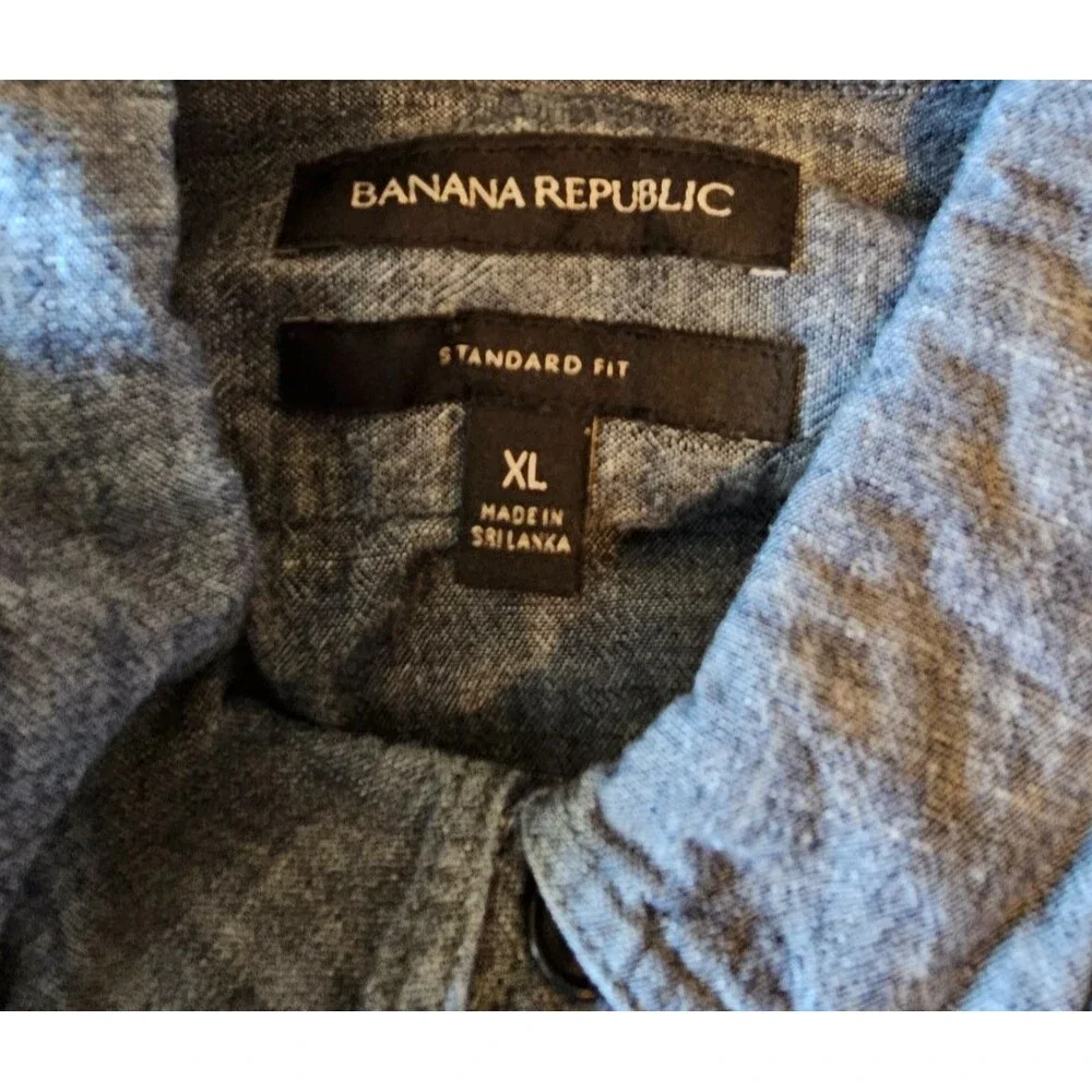 Banana Republic Shirt Adult XL Blue Button Up Long Sleeve Preppy